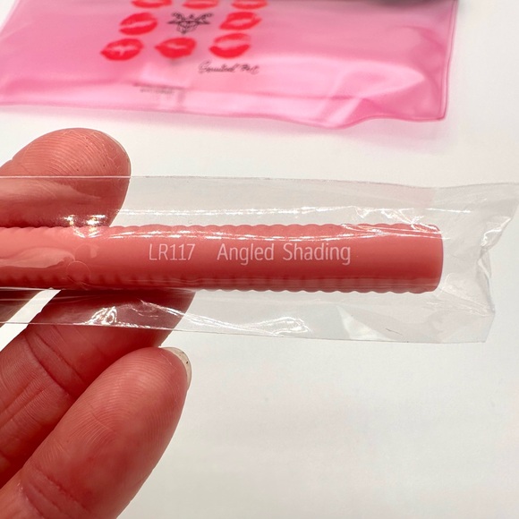 Laruce Makeup Brush Set 3-Piece Contour With Limited Edition Pouch New - Picture 8 of 9